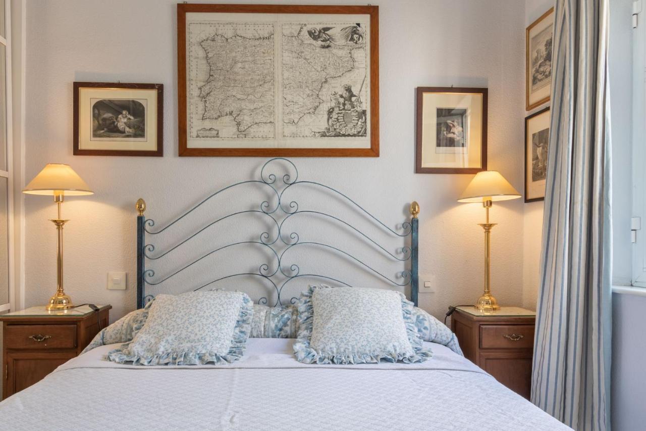 Holiday Apartment, 2 Pax, Historical Center Севилья Экстерьер фото