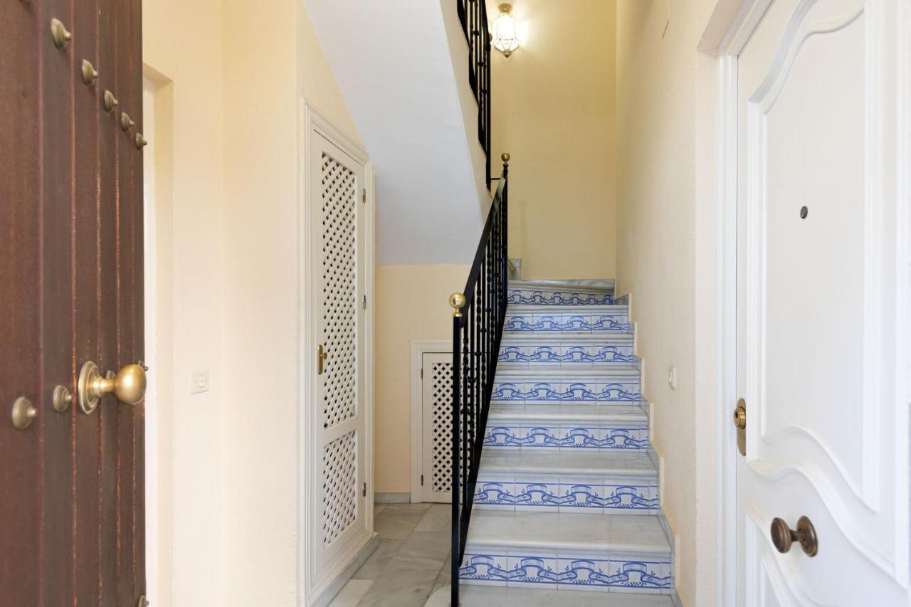 Holiday Apartment, 2 Pax, Historical Center Севилья Экстерьер фото